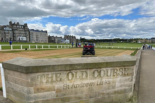 Tour of St Andrews and Historic Fife Small Group Tour 