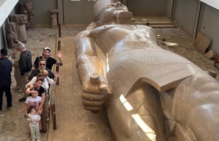 Saqqara, Memphis, and Dahshur Pyramids Day Tour in Giza