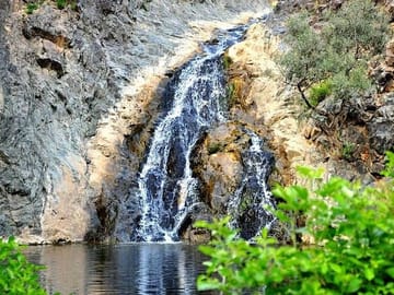3-Day Tour: Edge of the World, City tour and Red Sand from Riyadh