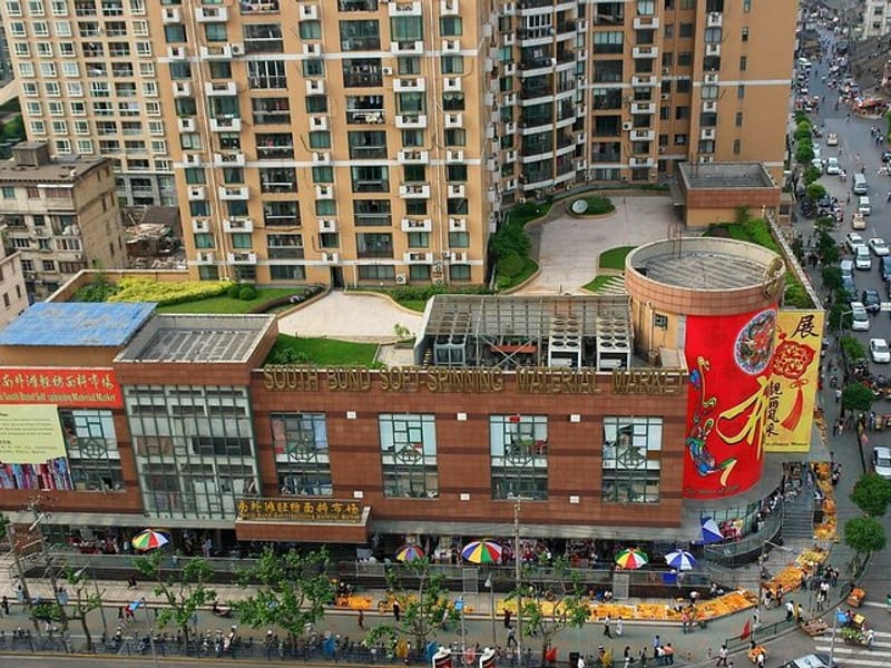 Private Shanghai Shopping Tour with Local Shopping Guru