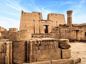 From Cairo 4 Days / 3 Nights Nile Cruise Aswan Luxor Flights, AI