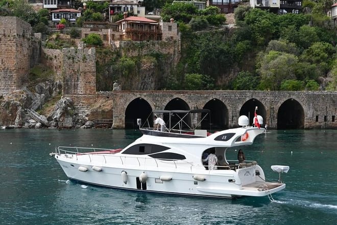 My Dream Private Yacht Tour in Alanya with Lunch and Soft drinks 2