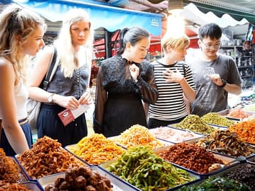 Chengdu Cooking Class with a Local Market Visit