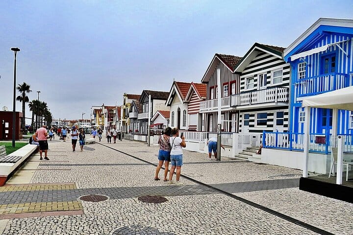 AVEIRO & COSTA NOVA: Full-Day Private Tour from Porto