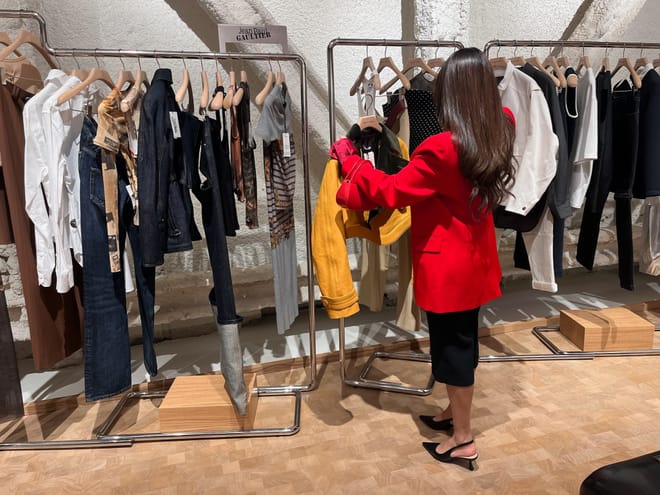 Private Personal Shopping experience in Paris with Hotel pickup/drop off