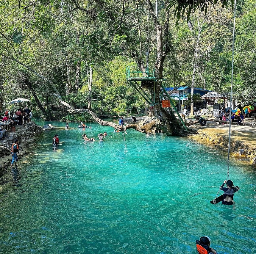 Vangvieng with  Cave   Kayak & Zipline (Departure from Vangvieng) 4