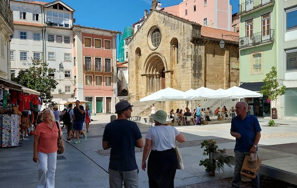 Coimbra Downtown: Private walking tour with tickets