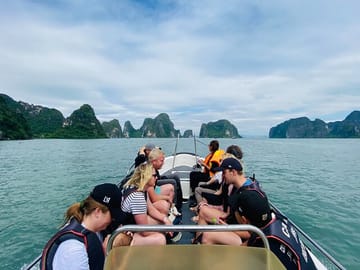 Halong- Lan Ha Bay: Kayak, swim- Private Canoe from Cat Ba Island