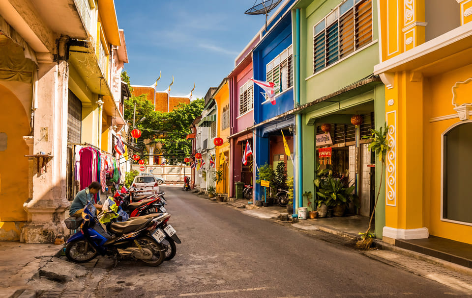 Private Phuket Taste And Walk Tour