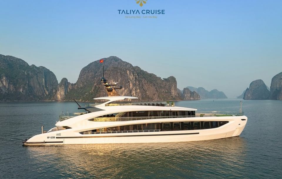 Luxury Day Cruise with Kayaking in Ha Long and Lan Ha Bay