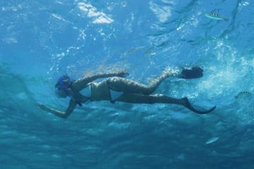 Day Cruise to Lembongan Island with Kayaking and Fishing