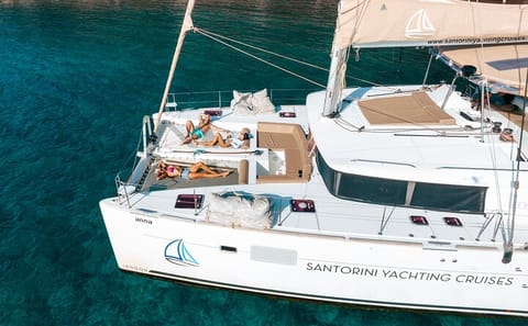 Santorini Catamaran Day Cruise with Lunch and Drinks