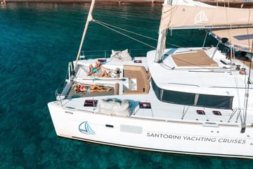 Santorini Catamaran Day Cruise with Lunch and Drinks
