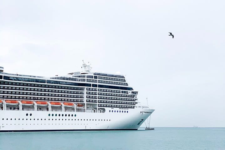 Private transfers to/from Dover Cruise Port and London Luton Airport 6