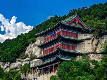Taiyuan: Buddhist Caves, Jinci Temple & Ancient County Tour