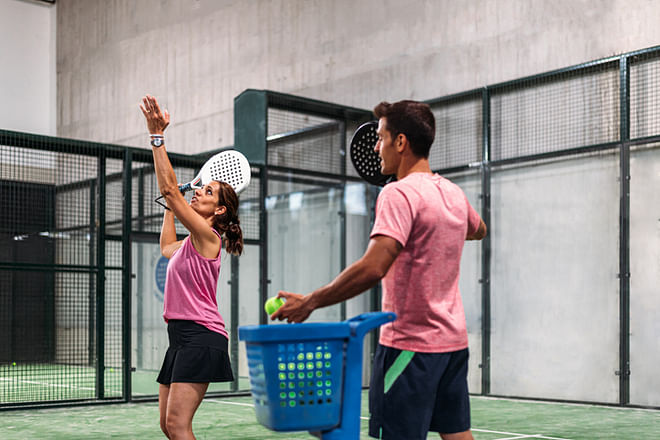 Private individual padel class in Conil