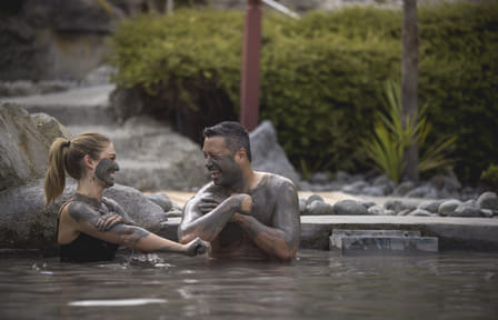 Day Trip to Hell's Gate Geothermal Reserve and Mud Spa from Auckland