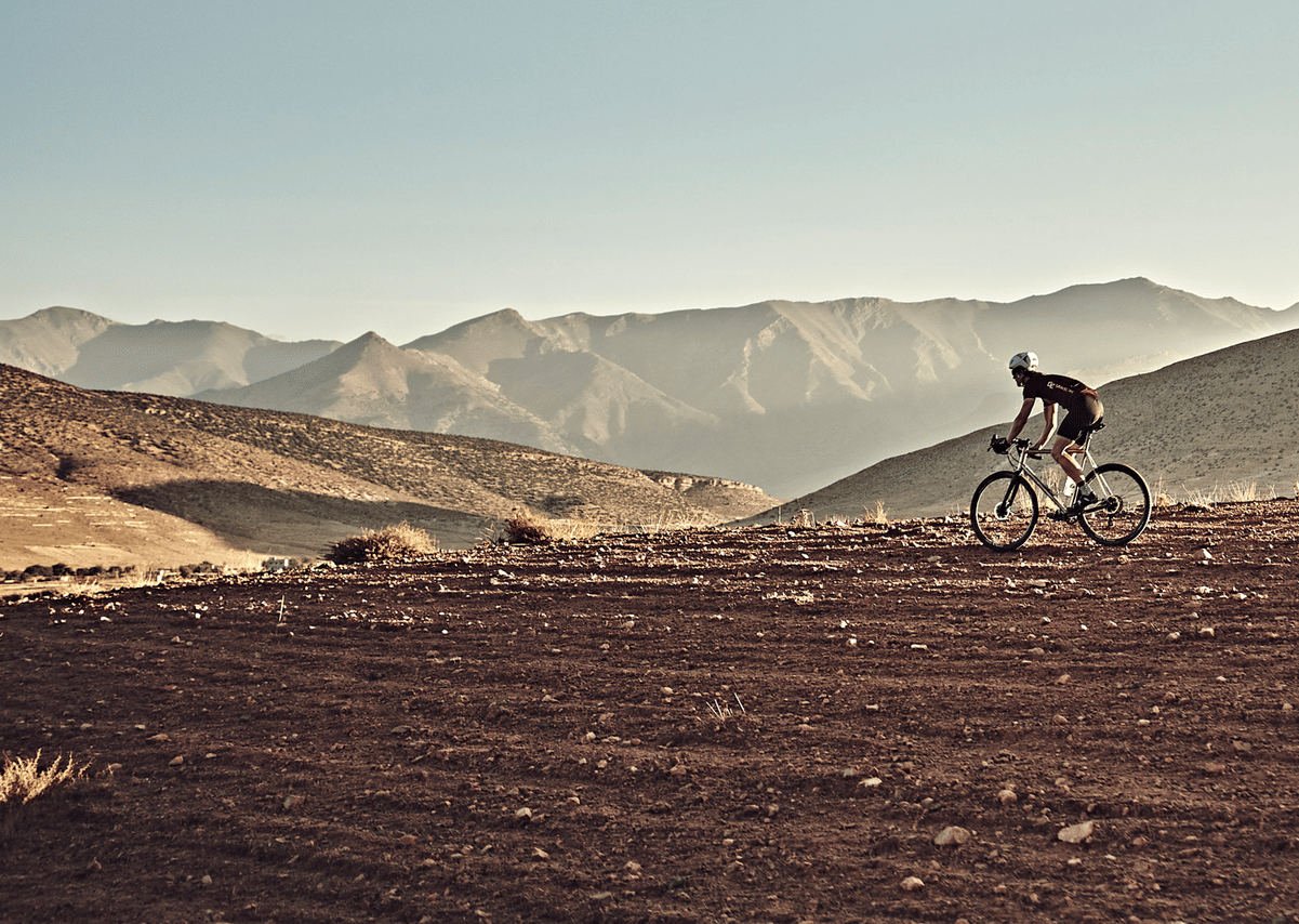 1 Day Agafay Desert Bike Experience | Private & Luxury 2