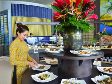 Noi Bai International Airport Business Lounge Access in Hanoi