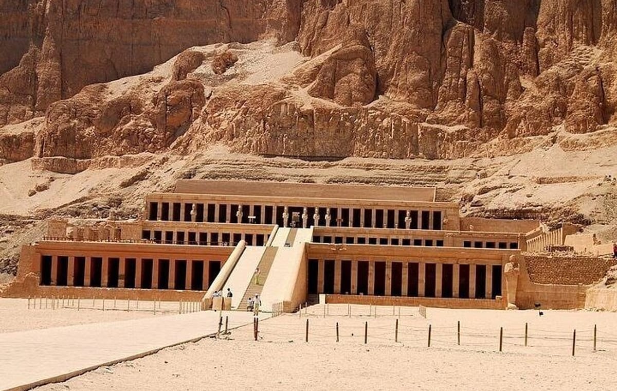 Luxor Day Trip – Valley of the Kings & Karnak , Lunch – Hurghada