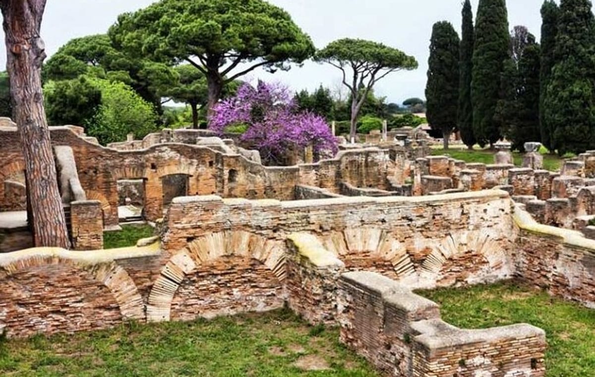 From Rome to Ostia Antica