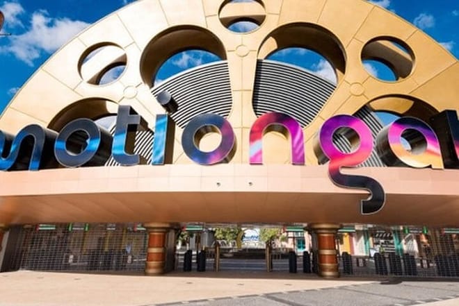 Motiongate Dubai with Private Transfers