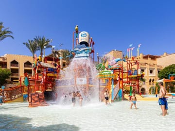 Makadi Water World Day Trip with Transfer from Hurghada