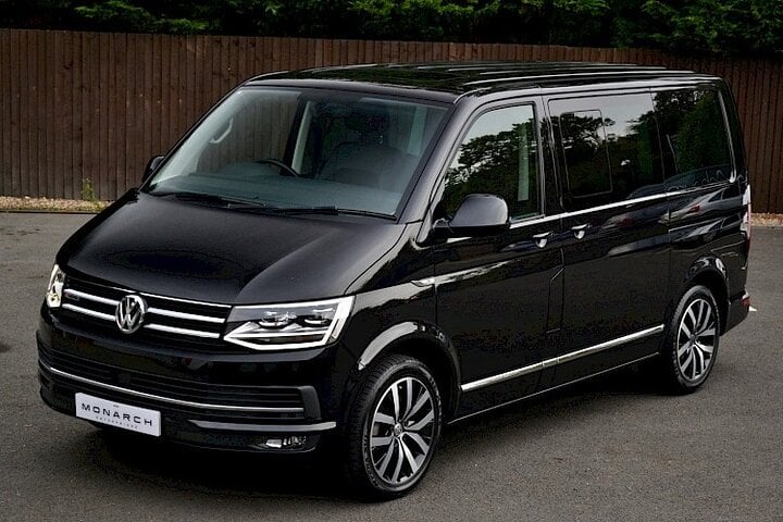 Private Transfer 1 way from Disneyland Paris to Paris City or Hotel 2