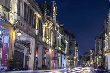 Xiamen Night Tour with Scenic Cruise and Local Cuisine