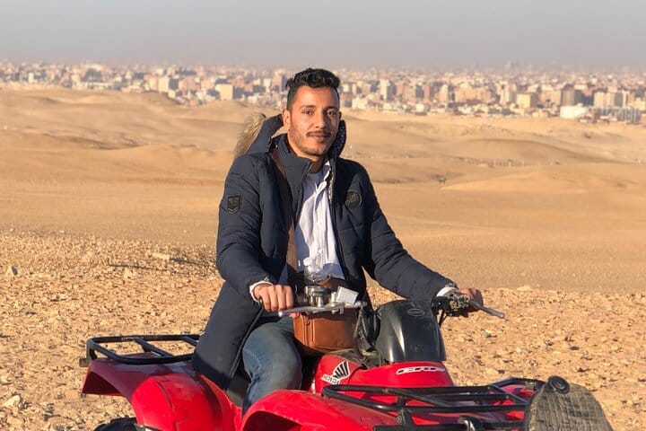 Pyramids of Giza Private Tour With Camel Ride and Lunch