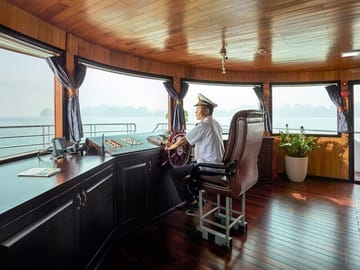 Dragon Bay Cruise - Luxury 2 Days Cruise to Halong Bay from Hanoi