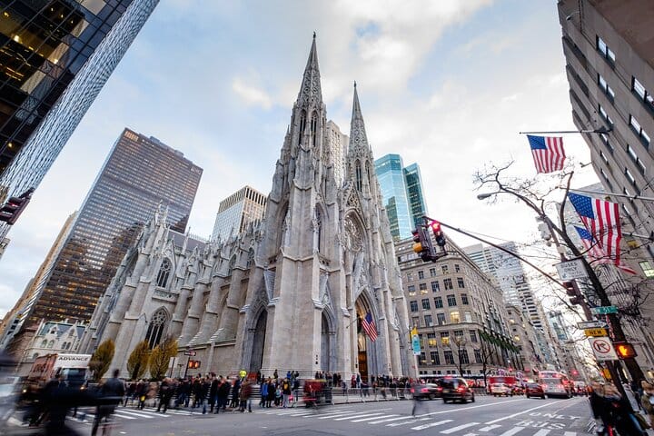 Top of the Rocks &amp; St Patricks Cathedral official Audio Tour