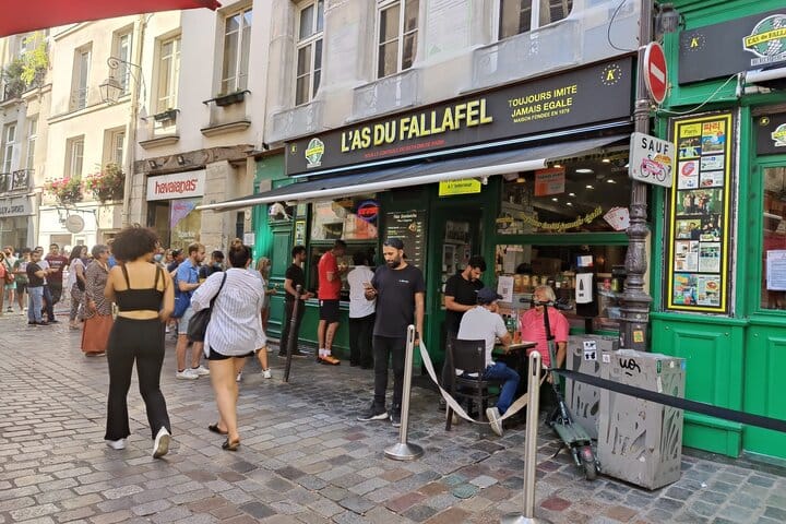 4 hours Paris Private Trip with one Indian Meal - Hotel pickup  5