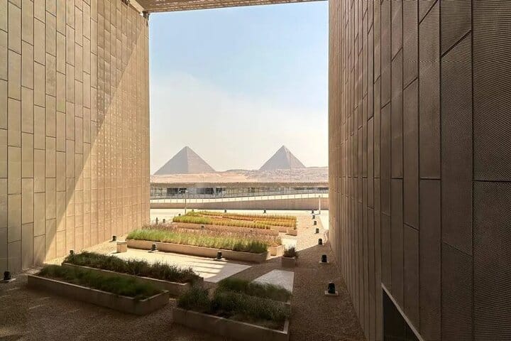 Cairo Pyramids & Grand Egyptian Museum Semi-Private from Hurghada