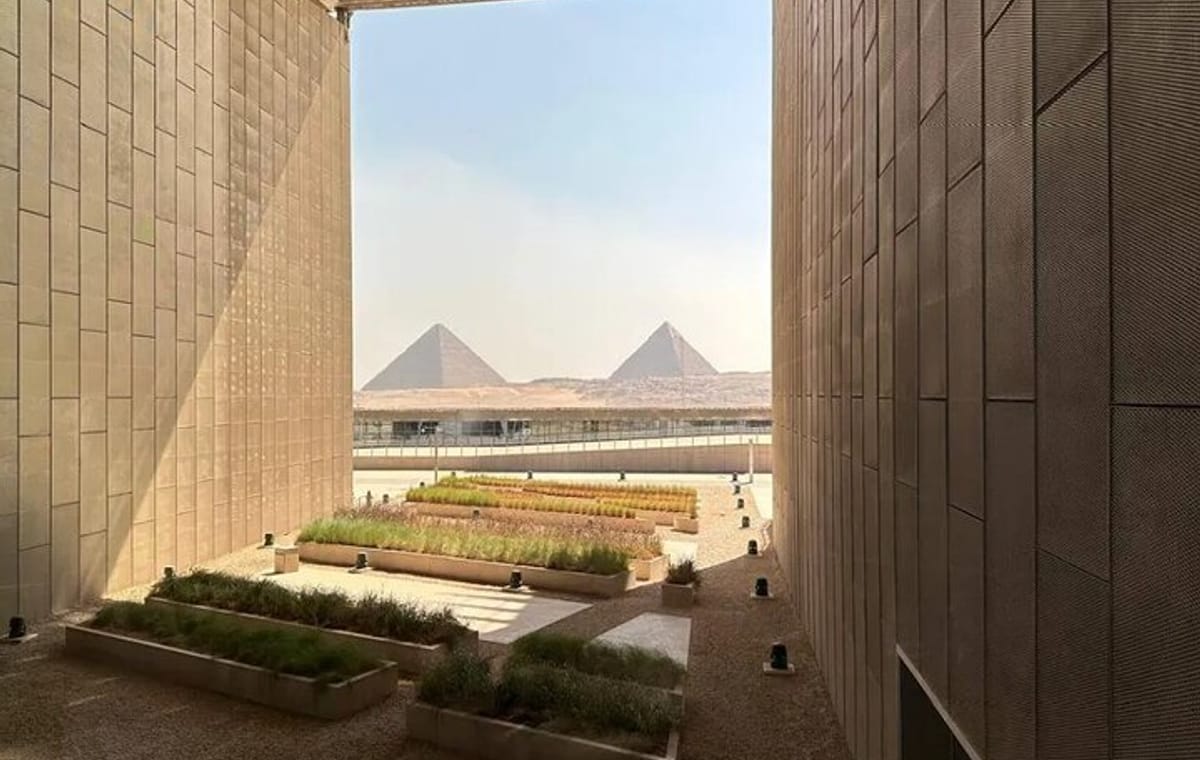 Cairo Pyramids & Grand Egyptian Museum Semi-Private from Hurghada