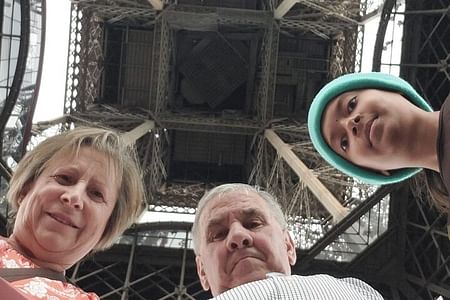 Guided Boat Cruise on Paris Seine, Optional Eiffel Tower Dinner