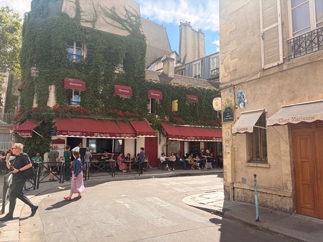 Private Le Marais Tour: Food, Fashion & Hidden Paris