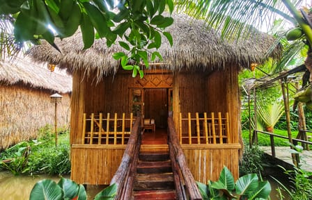 Two-Day Boat Tour of Can Tho and Lung Ngoc Hoang Reserve