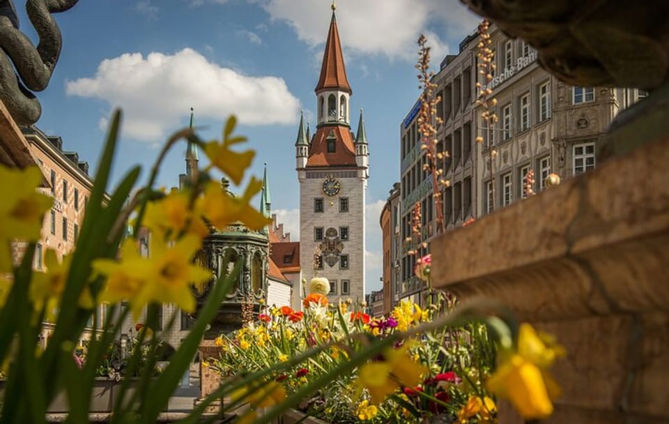 Private 10-Hour Cultural Tour of Munich with Photography