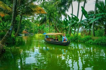 Cochin to Thekkady and Alleppey 4-Day Nature Tour