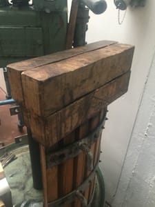 Visita guidata e degustazione in distilleria Toro