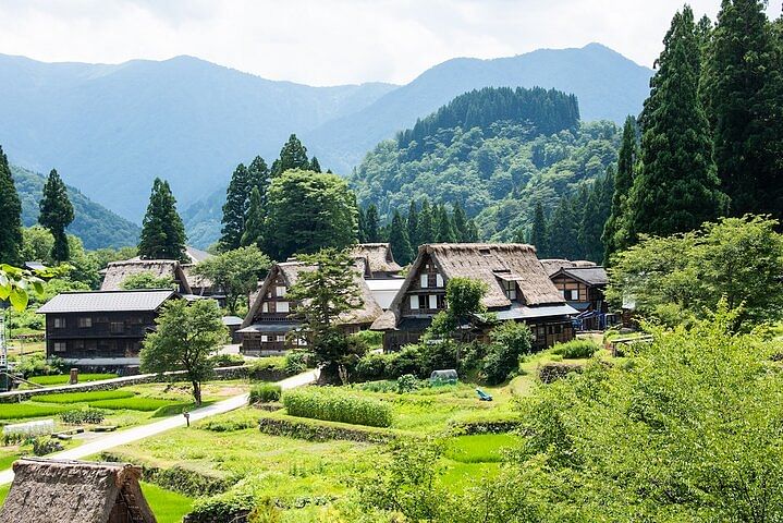 Shirakawago & Gokayama Ainokura Tour - World Heritage Villages