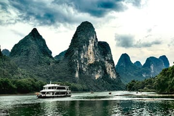 Li River Cruise Ruyi Peak via Ropeway Day Tour