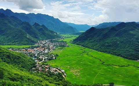 Mai Chau Cultural Bike Tour from Hanoi - 2 Days 1 Night