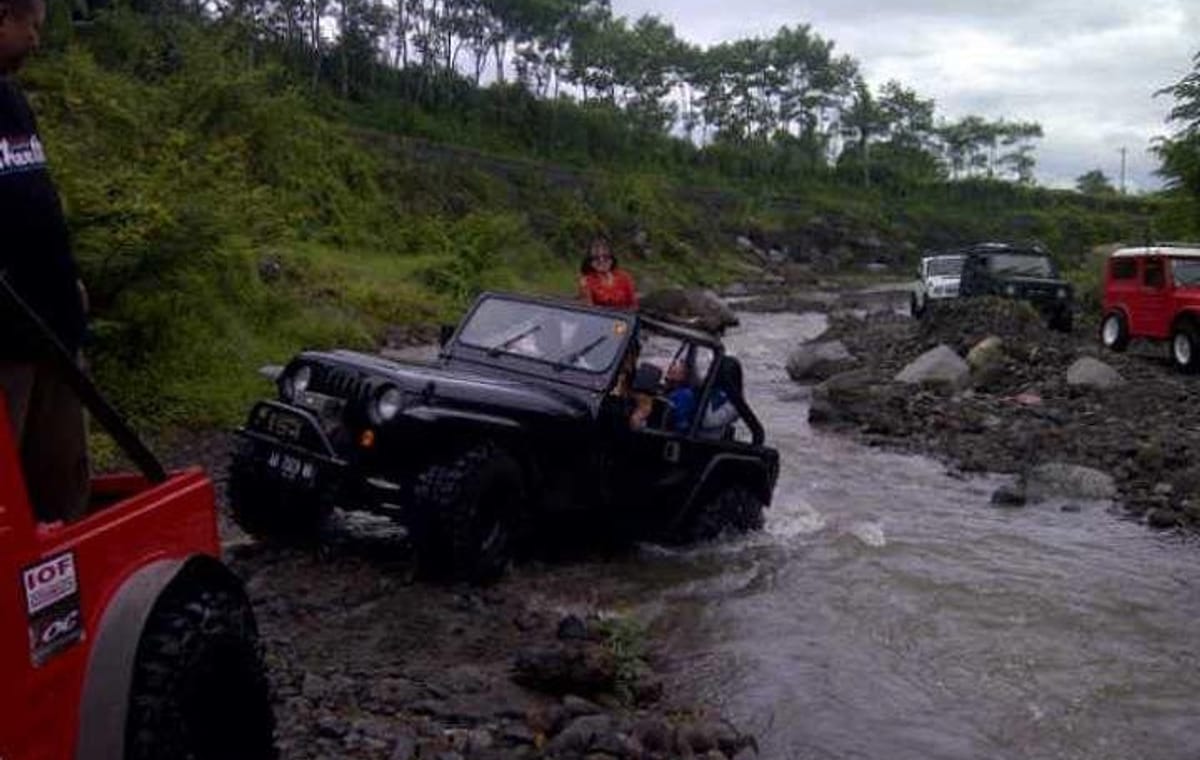 Day Trip to Merapi and Temples from Yogyakarta