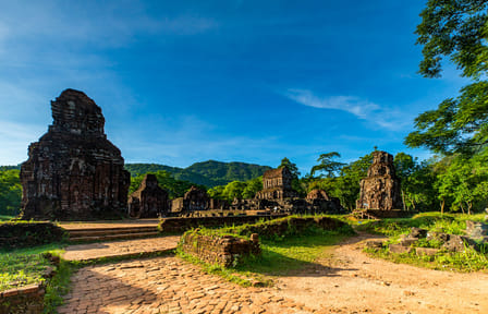 Private Car Tour from Da Nang to Hoi An and My Son Sanctuary