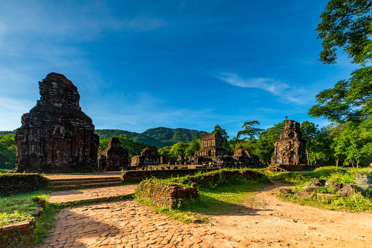 Car Hire & Driver: DA NANG CITY CENTER - MY SON - HOI AN WARD (EXCEPT FORMER CAM KIM) (FULL-DAY) 2
