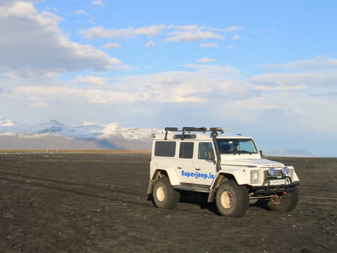 DT 14 South Coast and Eyjafjallajokull, photo 4