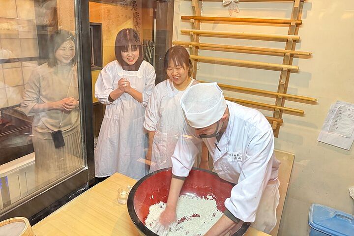 Making and Tasting Japanese Soba Session in Tokyo