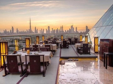 Burj Khalifa Sky Experience with Rooftop Dining – Dubai’s Most Iconic View